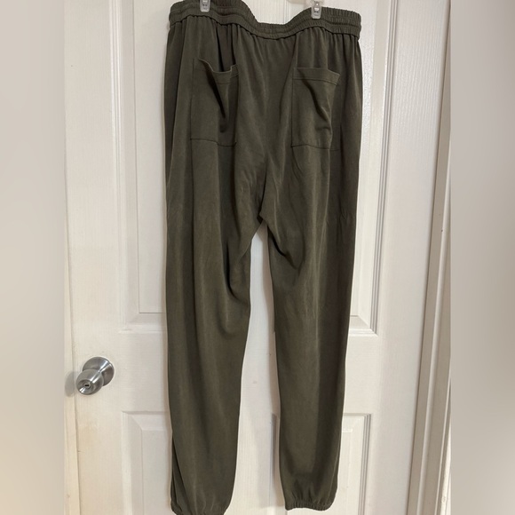 Vince Olive Green Jogger Pants Size L | Modal Blend | Style V510283163 - Picture 7 of 16